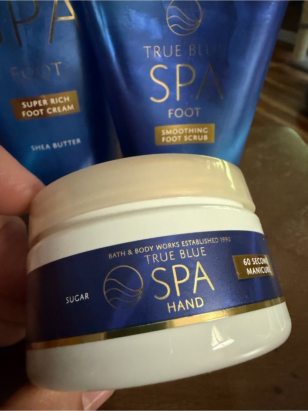 Bath & Body Works True Blue SPA Hand Sugar Scrub - Blue & White
